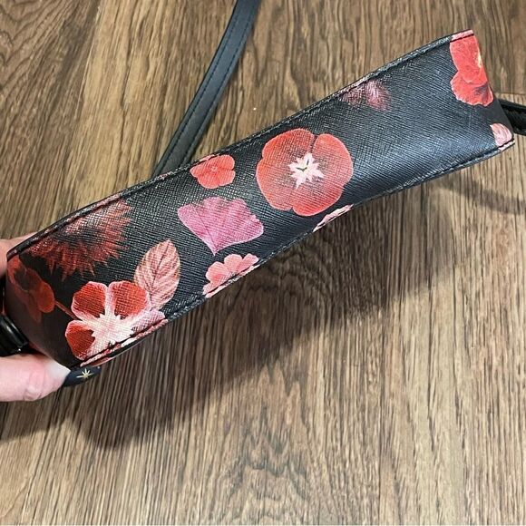 Guess Floral Embossed Crossbody Black Pink Red White - Picture 14 of 15